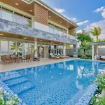 Sun Grow Ocean Luxury Villas & Resort Da Nang