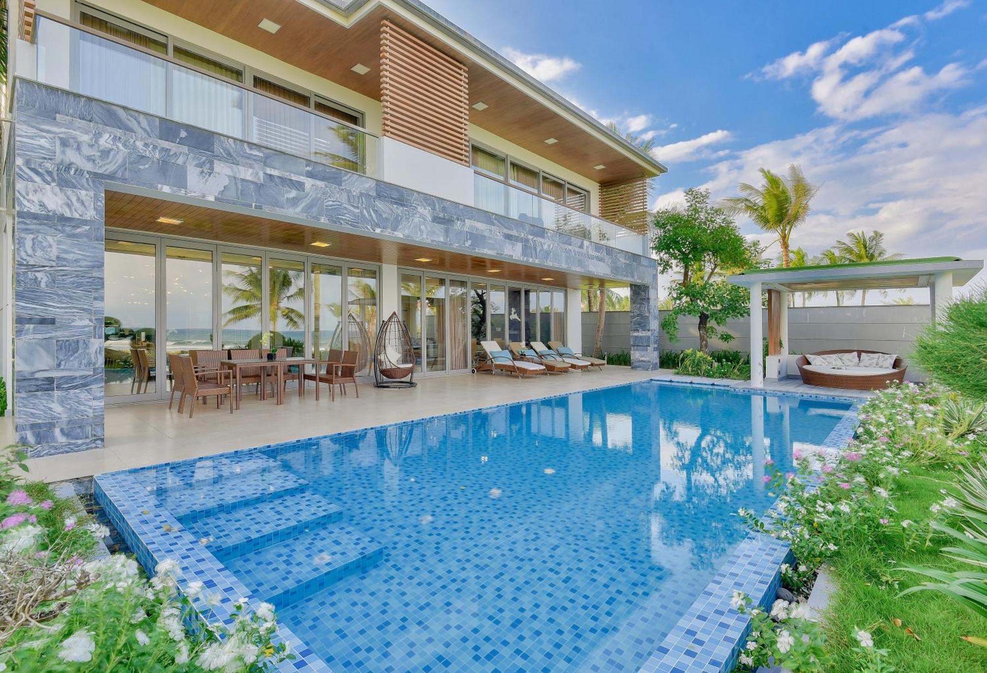 Sun Grow Ocean Luxury & *
