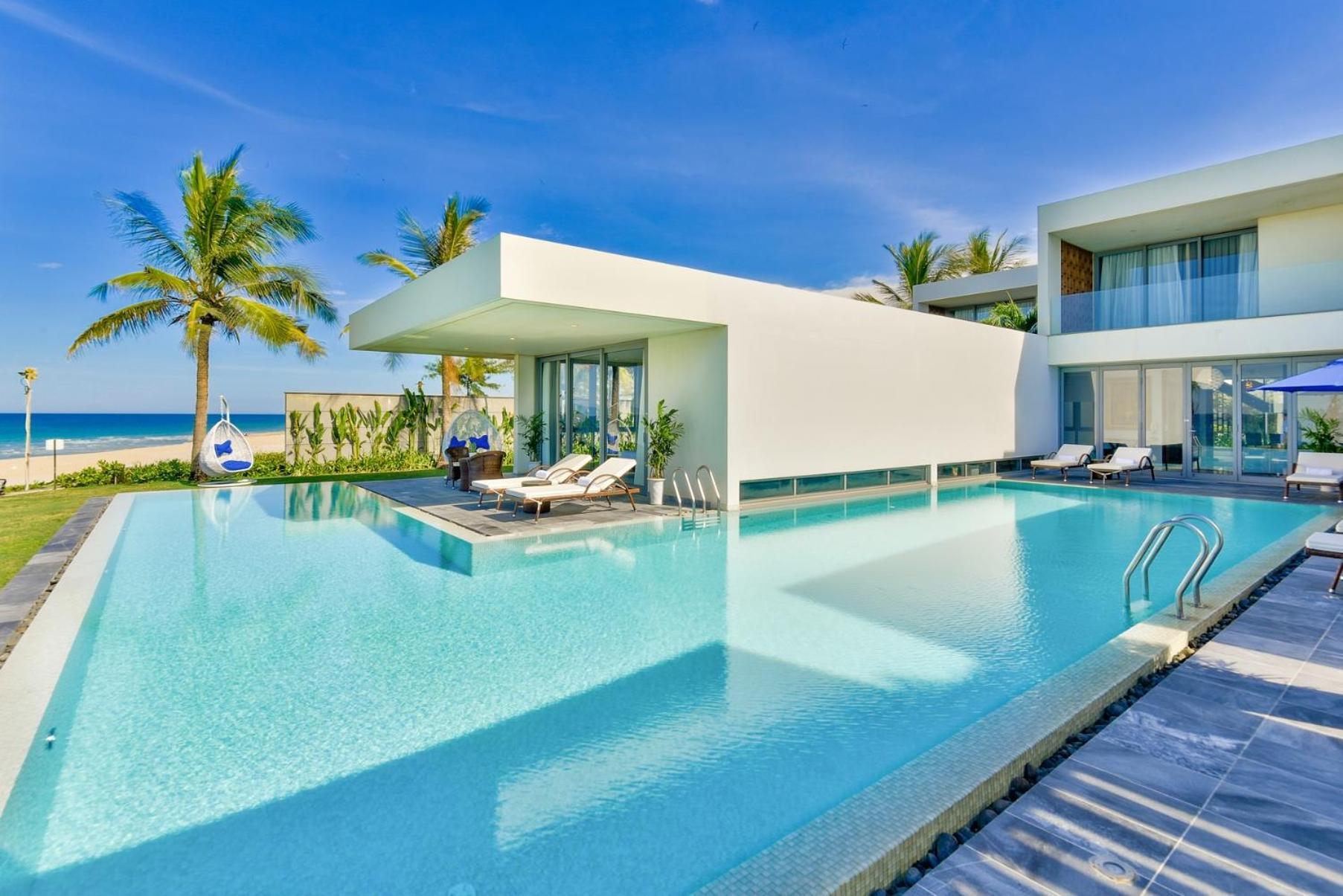 Sun Grow Ocean Luxury & Villa